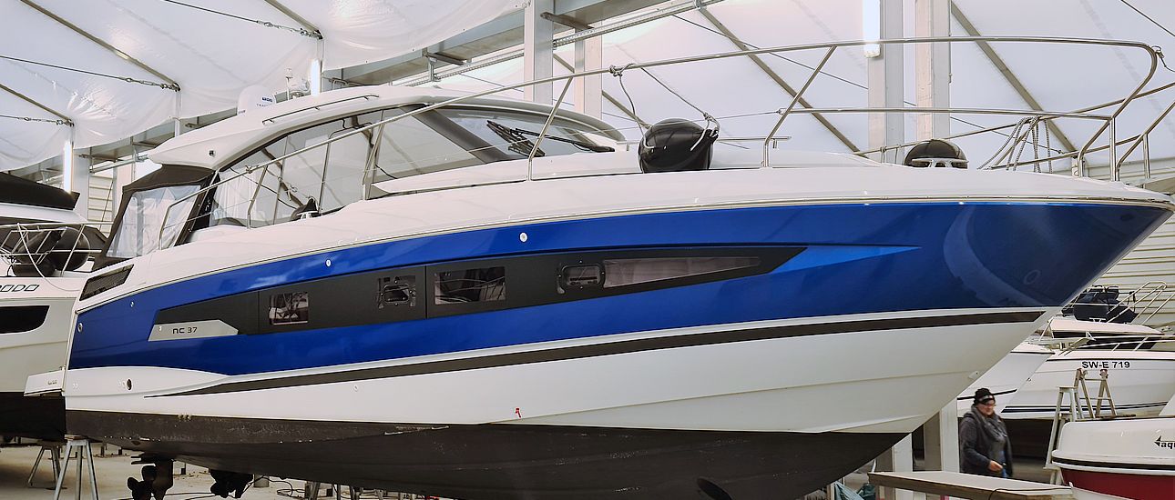 Yacht Folie Scheibentönung